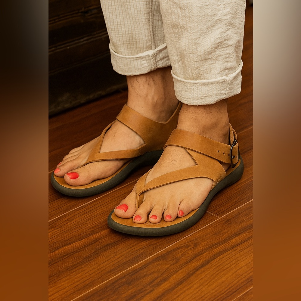 Columbia Brown Leather Sandals with Dark Soles